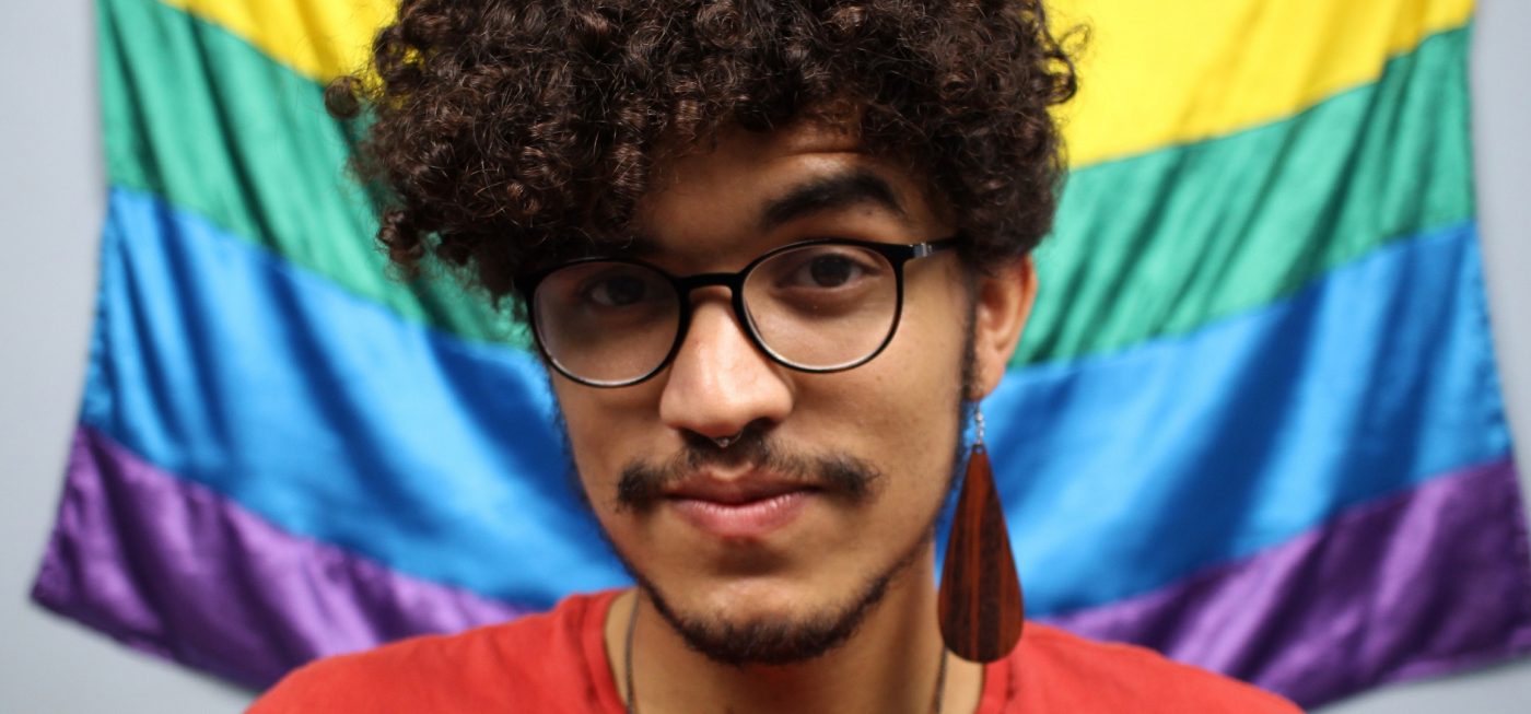 A influência traz grandes responsabilidades: uma conversa com Murilo Araújo, gay, preto e cristão.